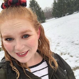 Meet your Posher, Marissa